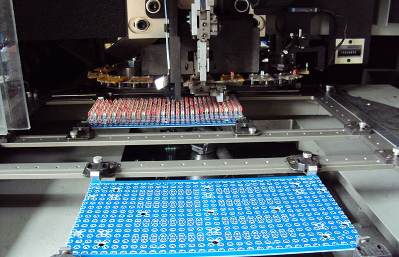 SHENZHEN YUCHIP LIGHTING CO., LTD производственная линия производителя