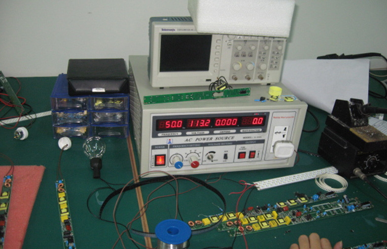SHENZHEN YUCHIP LIGHTING CO., LTD производственная линия производителя